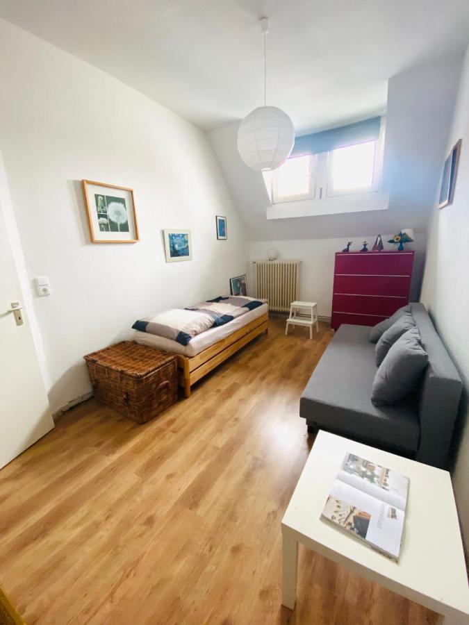 Hannover List 2 Bedroom Home Away From Home Exterior foto